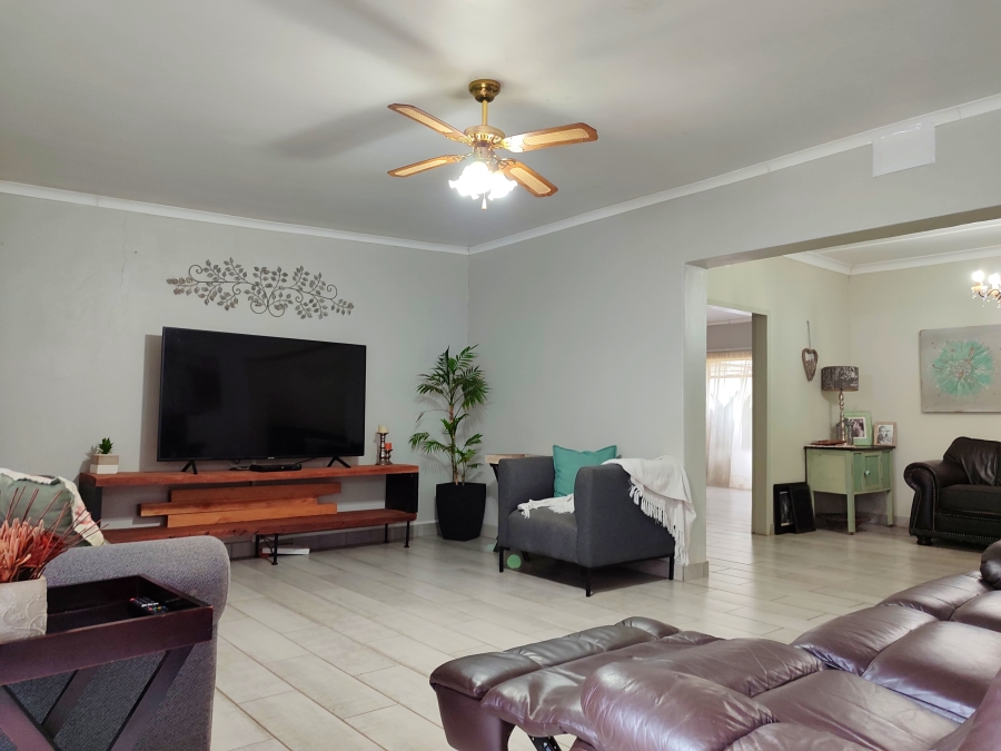 4 Bedroom Property for Sale in Irene Park North West